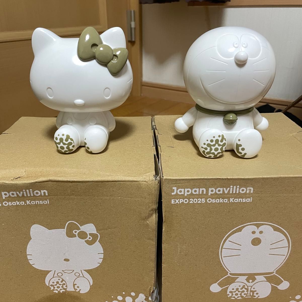 大阪 万博 日本館 JAPAN パビリオン Pavilion ドラえもん キティ 大阪 万博 日本館 JAPAN パビリオン Pavilion ドラえもん キティ