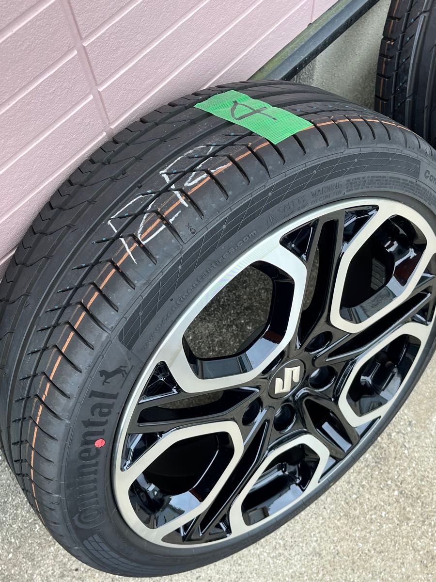 4 スズキ スイフトスポーツ ZC33Sの純正タイヤ&ホイール1本のみ 4 スズキ スイフトスポーツ ZC33Sの純正タイヤ&ホイール1本のみ