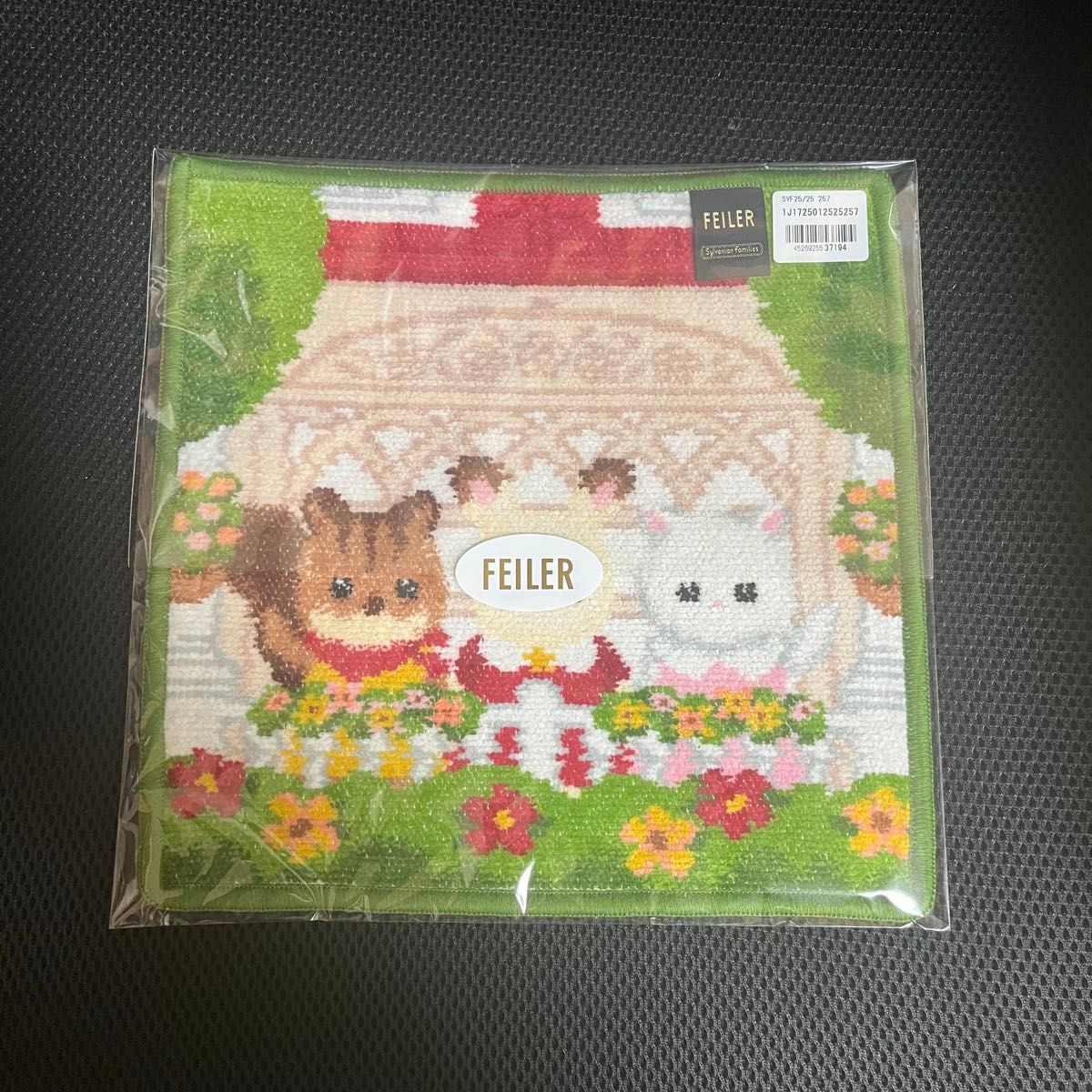 FEILER フェイラー コラボ シルバニアファミリー ハンカチ FEILER フェイラー コラボ シルバニアファミリー ハンカチ