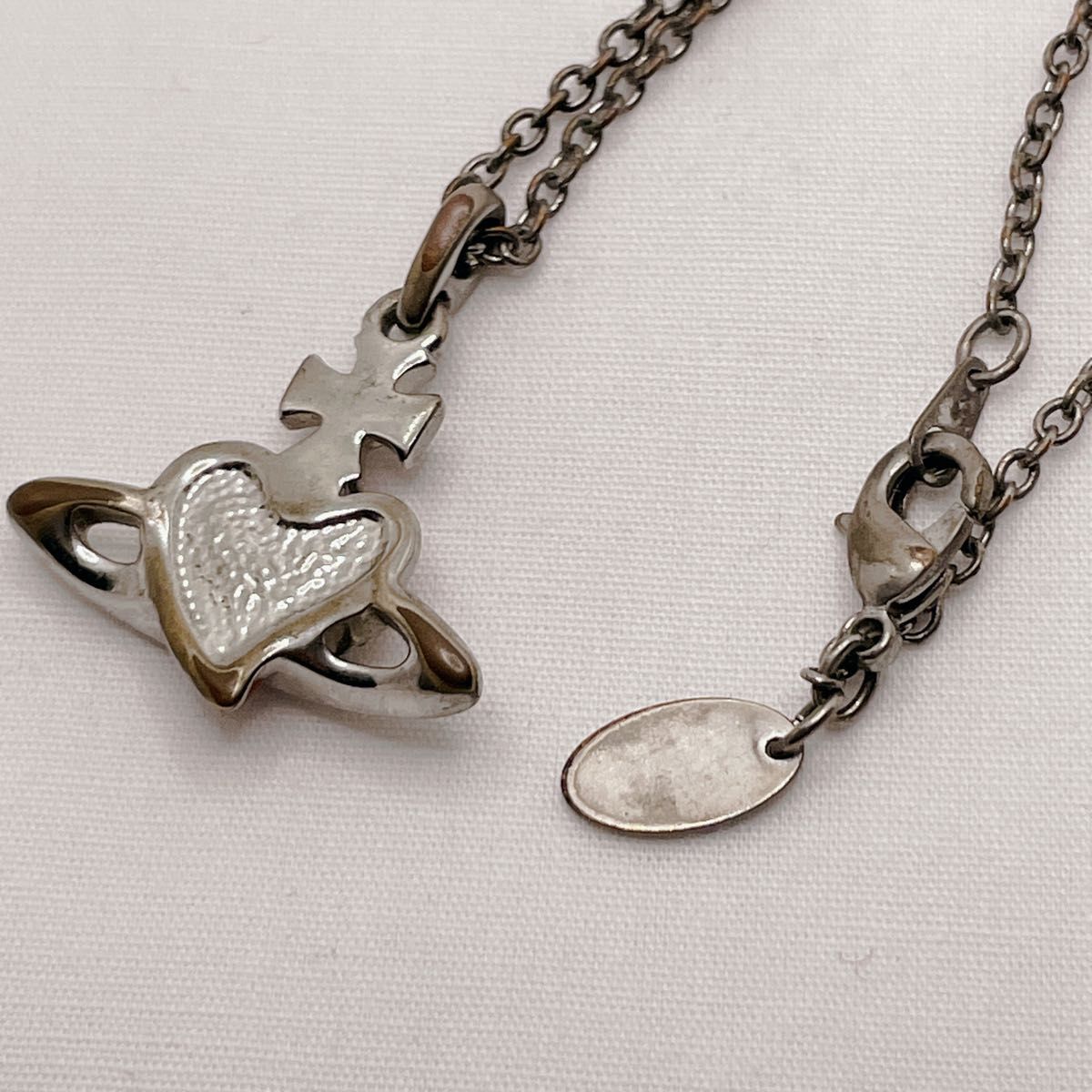 Vivienne Westwood オーブ ディアマンテ ハート ネックレス Vivienne Westwood オーブ ディアマンテ ハート ネックレス