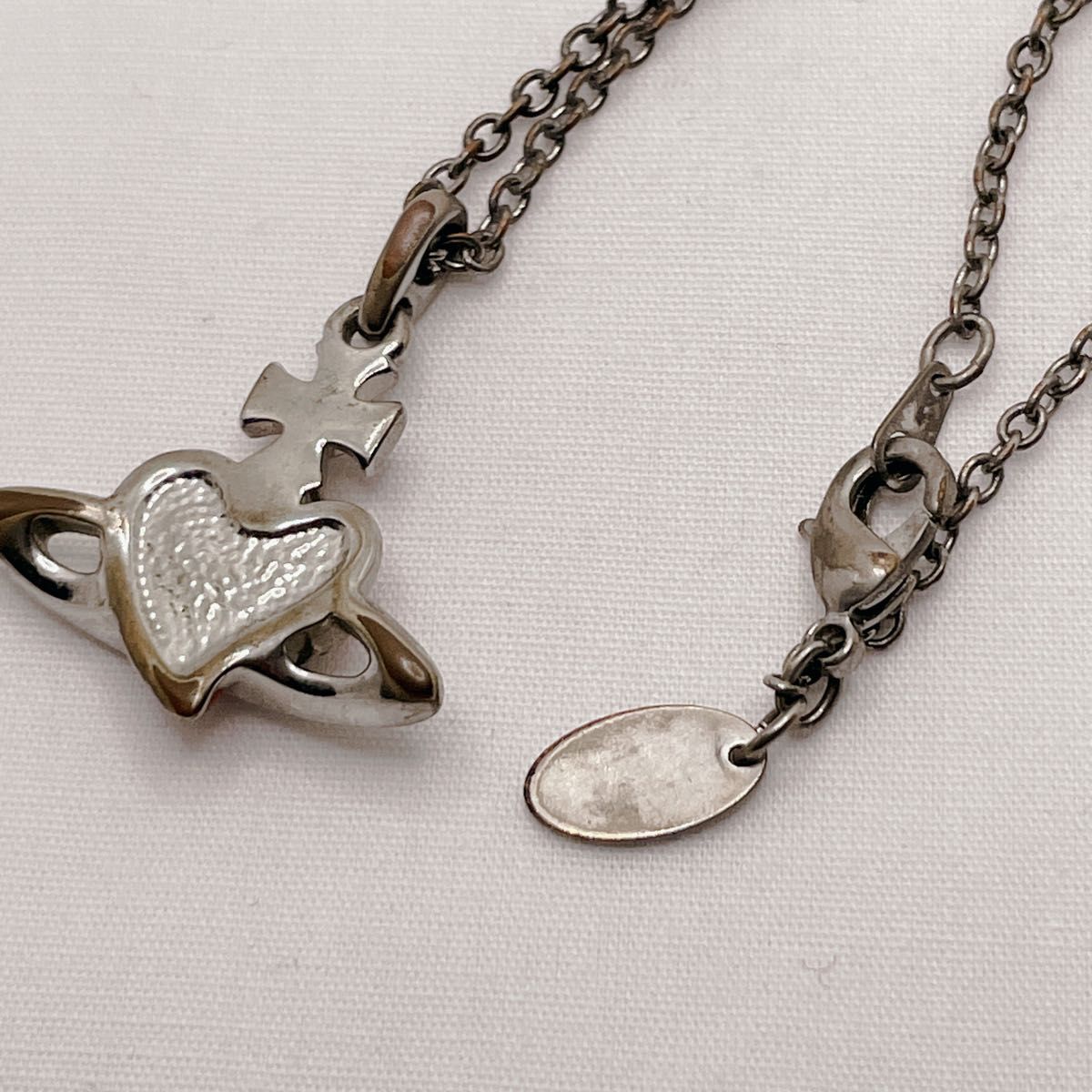 Vivienne Westwood オーブ ディアマンテ ハート ネックレス Vivienne Westwood オーブ ディアマンテ ハート ネックレス