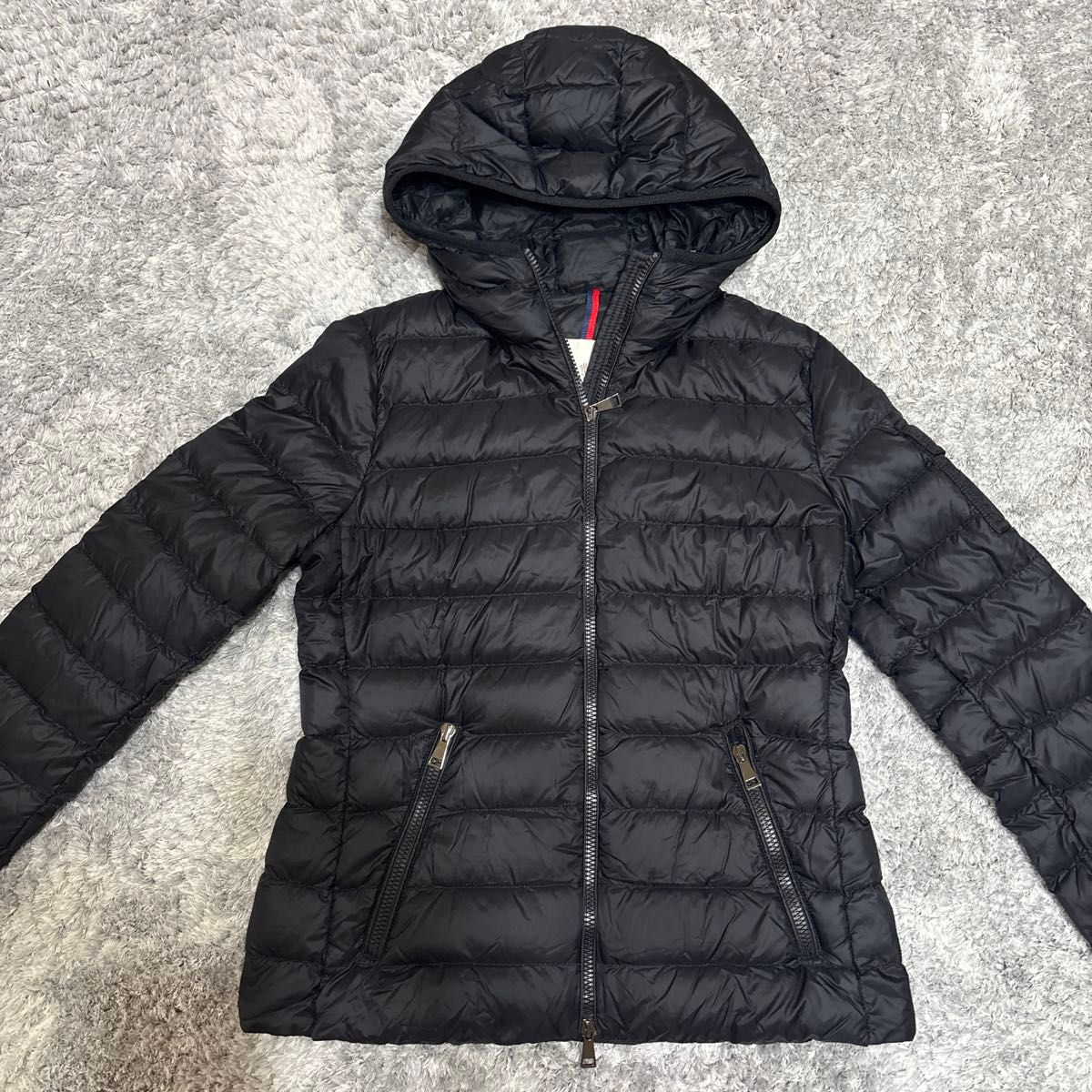 美品】MONCLER モンクレール レディース BLES ライトダウン 美品】MONCLER モンクレール レディース BLES ライトダウン