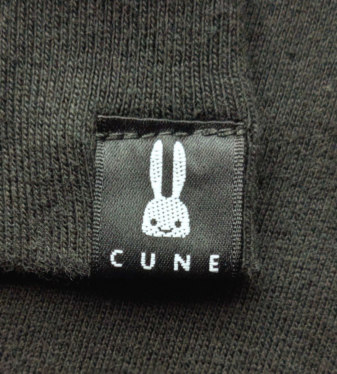 CUNE キューン 長袖 Tシャツ 口 ロンT うさぎ ブラック L ロング CUNE キューン 長袖 Tシャツ 口 ロンT うさぎ ブラック L ロング