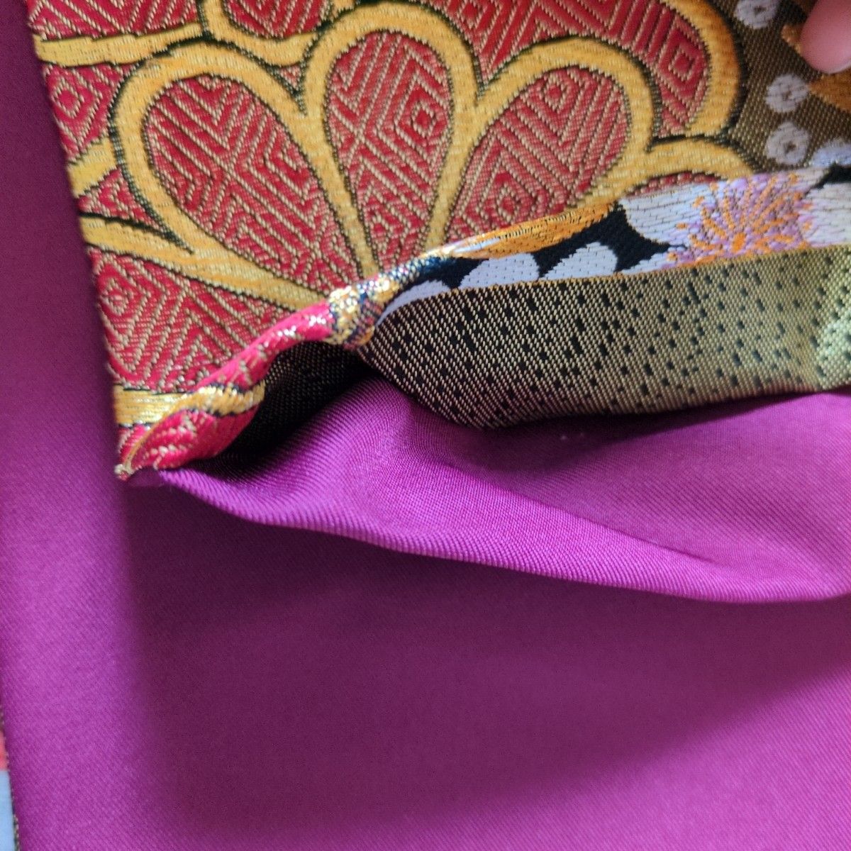 振袖セット 御所解き文 暈し染め 金彩加工 金駒刺繍 人気の白系 振袖セット 御所解き文 暈し染め 金彩加工 金駒刺繍 人気の白系