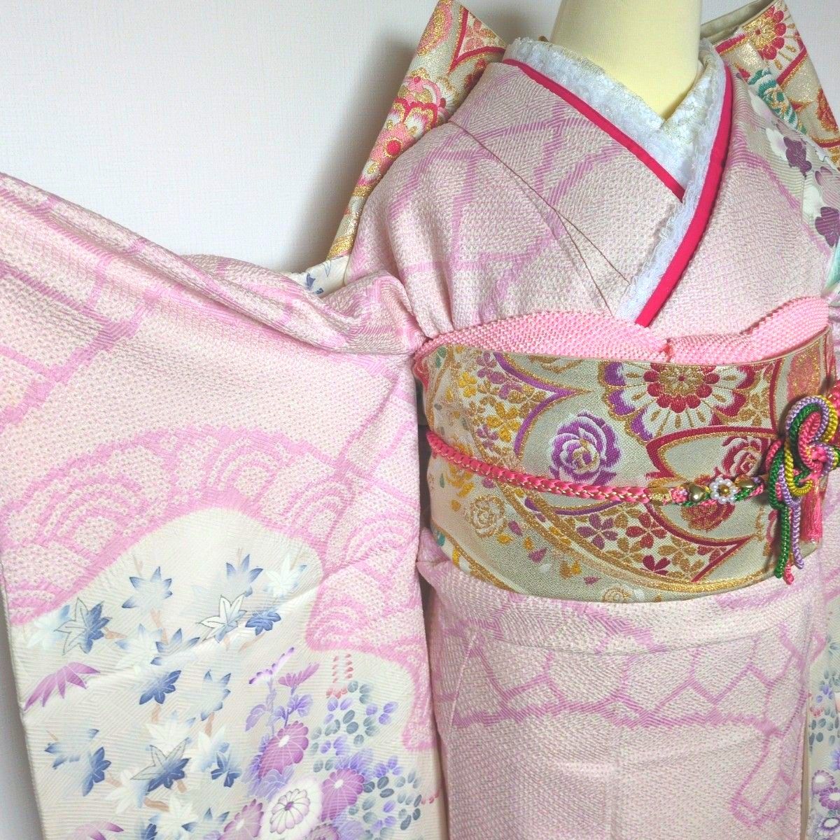 振袖セット 花車文 正絹 友禅 金駒刺繍 入子菱地紋 金彩加工 振袖セット 花車文 正絹 友禅 金駒刺繍 入子菱地紋 金彩加工