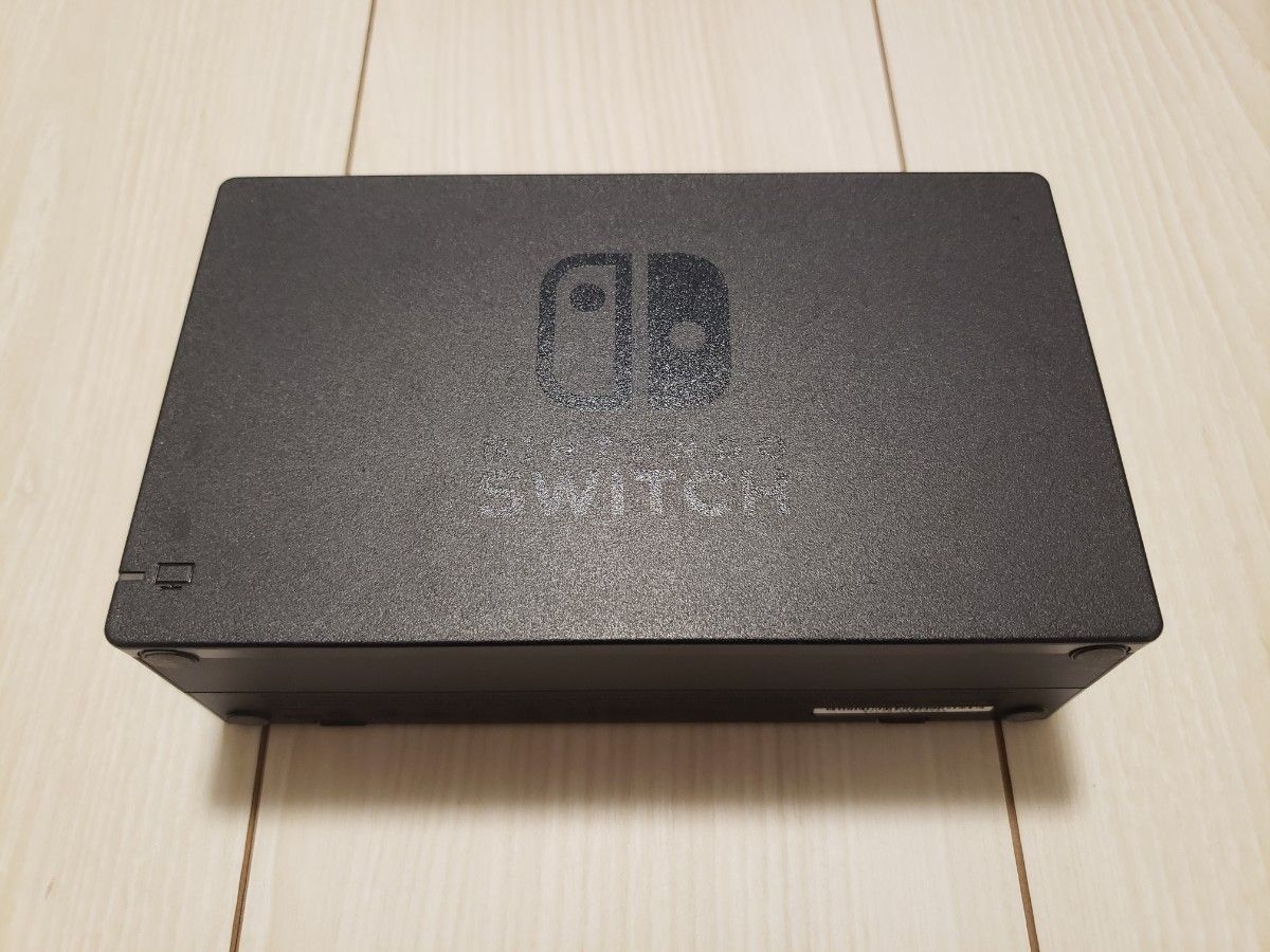 美品 ニンテンドースイッチ Nintendo Switch 本体 ケース付き 美品 ニンテンドースイッチ Nintendo Switch 本体 ケース付き