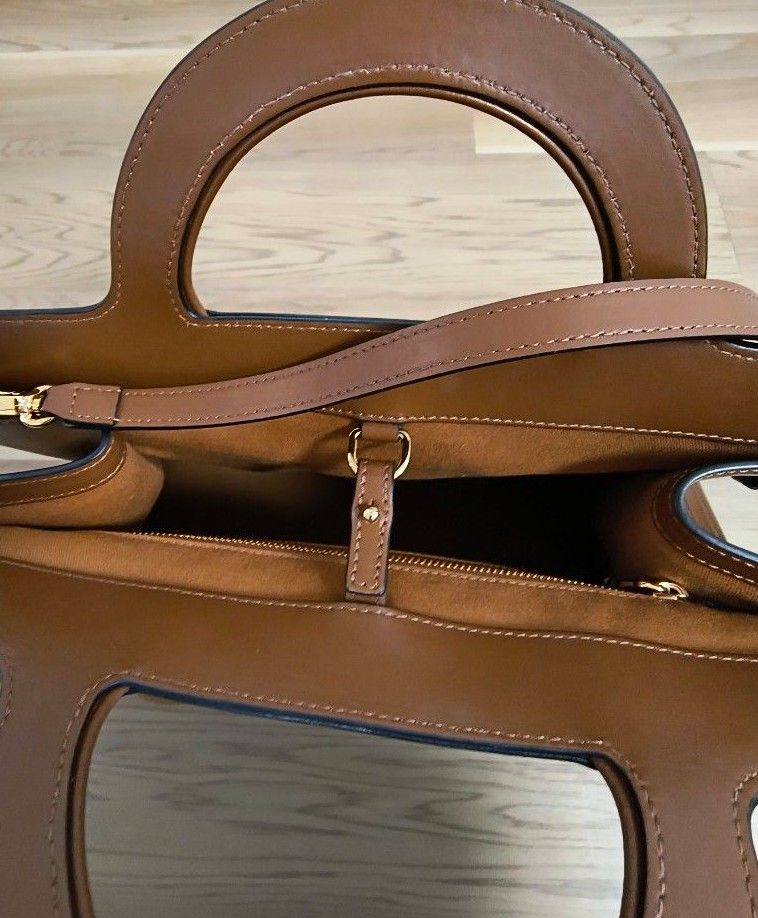 あんしん鑑定済み■マルニ MARNI 2WAYショルダートートバッグトロピカリア あんしん鑑定済み□マルニ MARNI 2WAYショルダートートバッグ