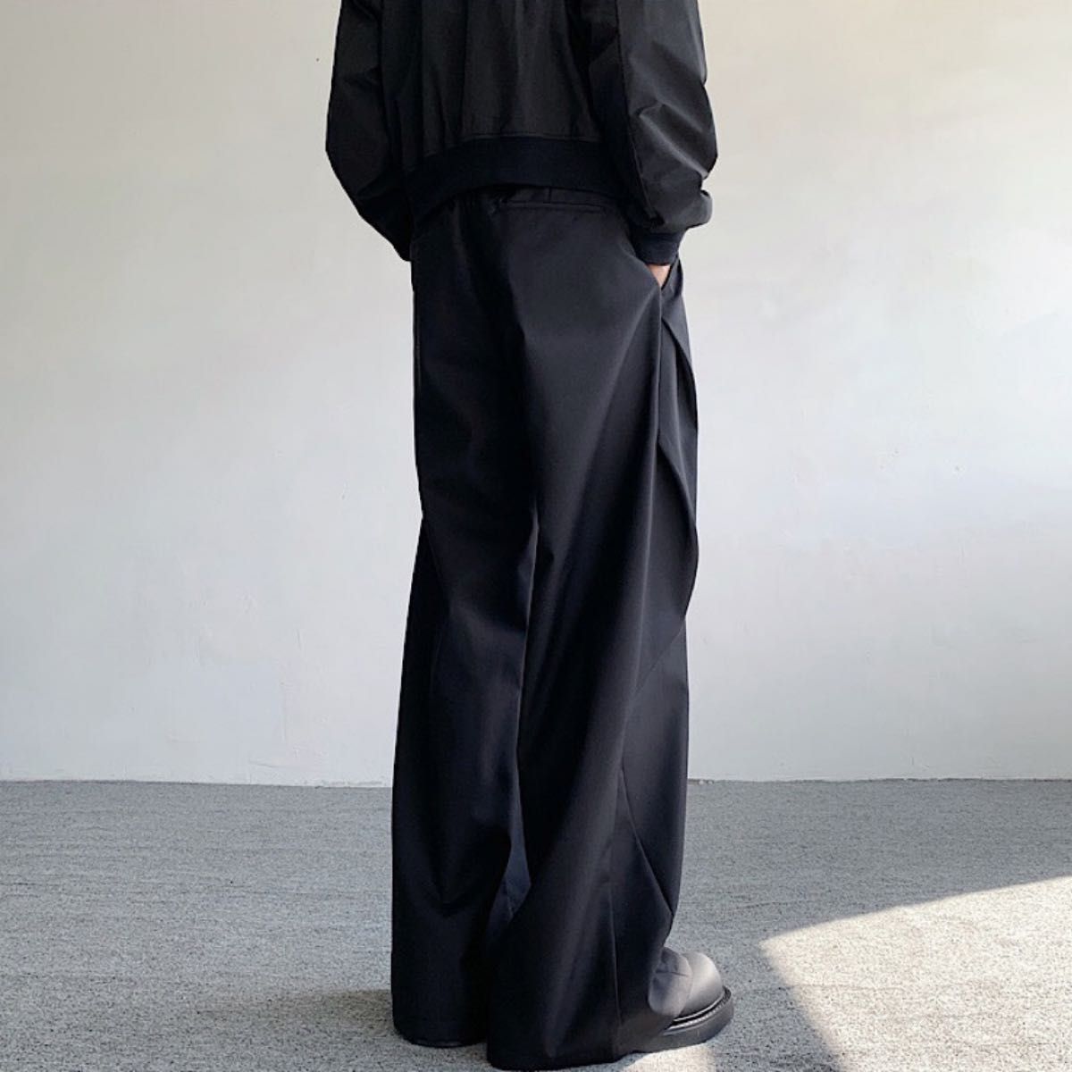 メンズ 変形ワイドパンツ スラックス 無地 ブラック モード Y2K メンズ 変形ワイドパンツ スラックス 無地 ブラック モード Y2K
