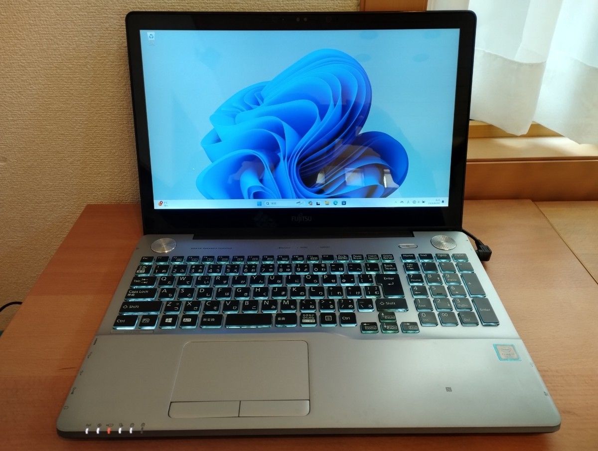 富士通/4K/タッチパネル/AH90/B1/Corei7-7700HQ/8GB/1TB/Win11