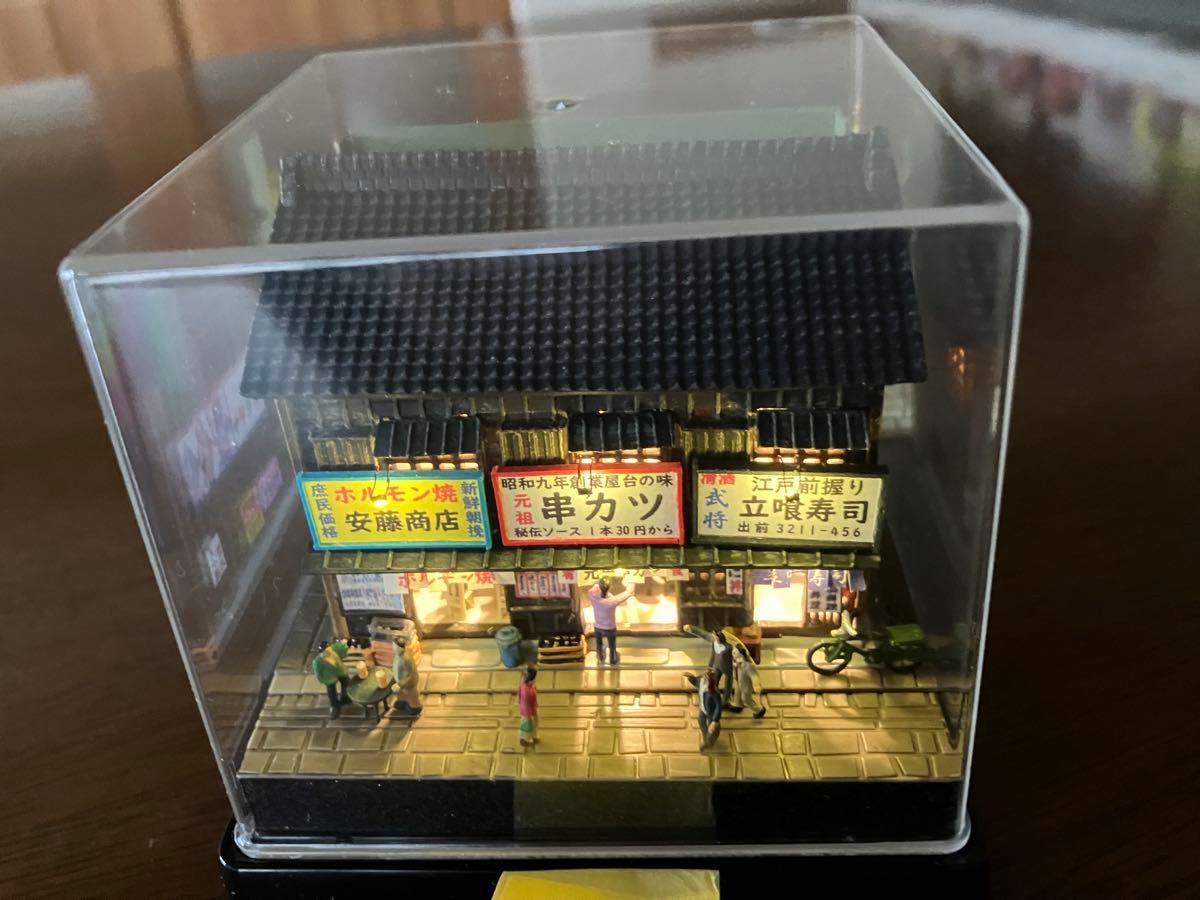 Nゲージ ジオラマ模型 昭和レトロ繁華街 1964 1/150デスクトップ Nゲージ ジオラマ模型 昭和レトロ繁華街 1964 1/150デスクトップ