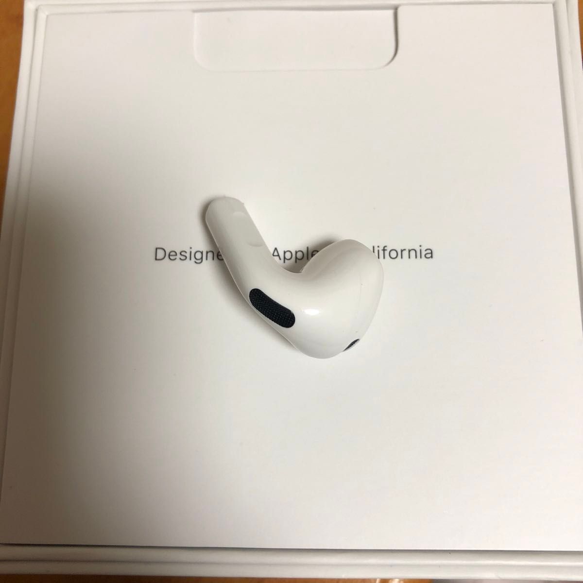 Apple AirPods 第4世代 左耳 左側 左 新品未使用 左イヤホン Apple AirPods 第4世代 左耳 左側 左 新品未使用 左イヤホン