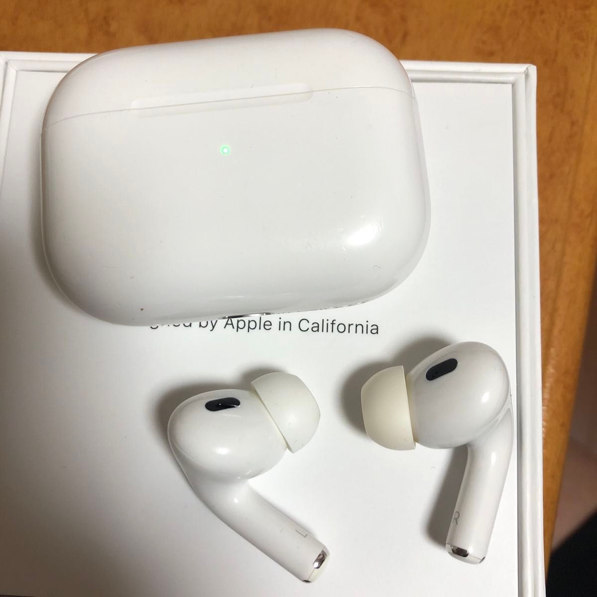 Apple AirPods Pro 第2世代 typeC ワイヤレスイヤホン MTJV3J Apple AirPods Pro 第2世代 typeC ワイヤレスイヤホン MTJV3J