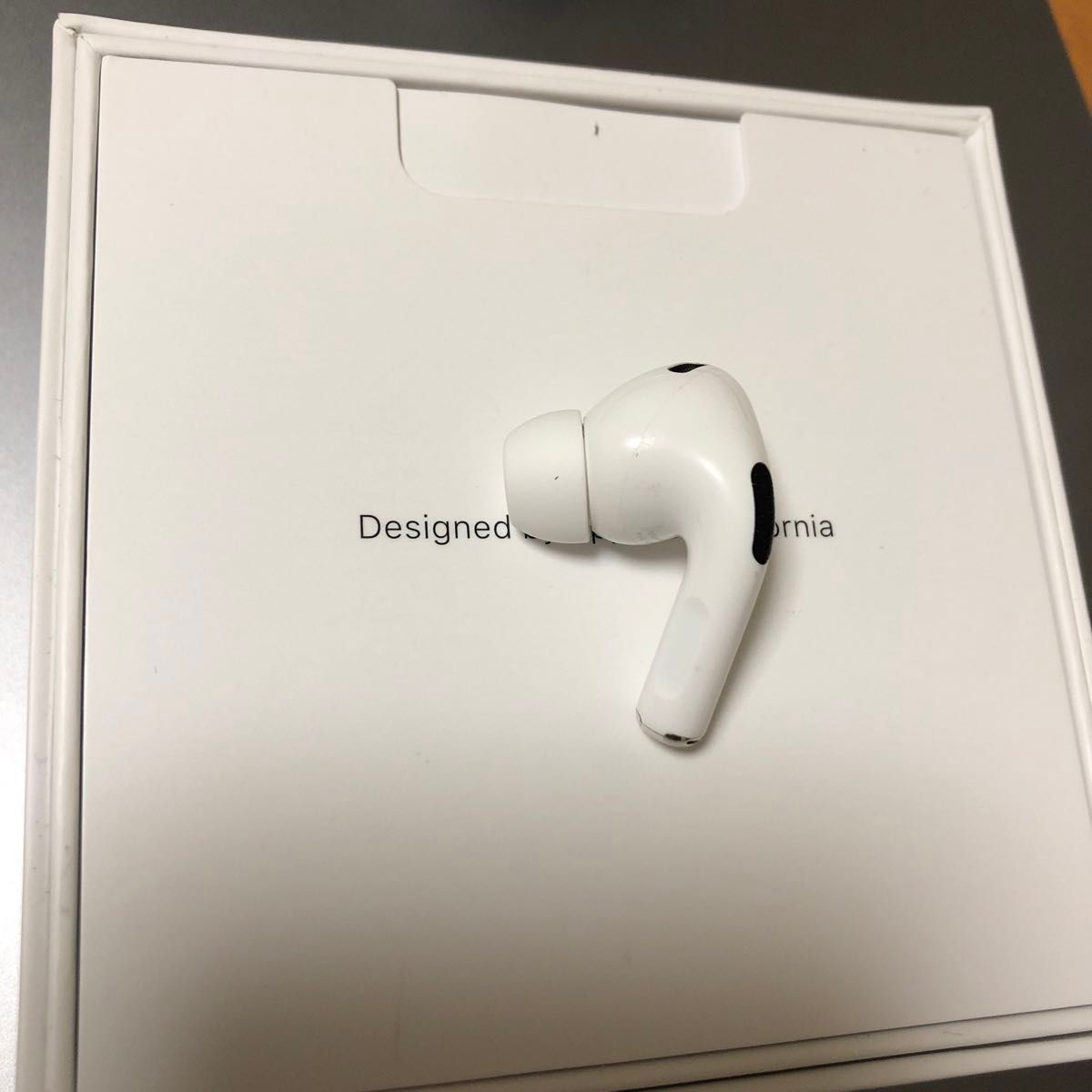 Apple AirPods Pro 第2世代 lightning 左耳 左 左側 左イヤホン Apple AirPods Pro 第2世代 lightning 左耳 左 左側 左イヤホン