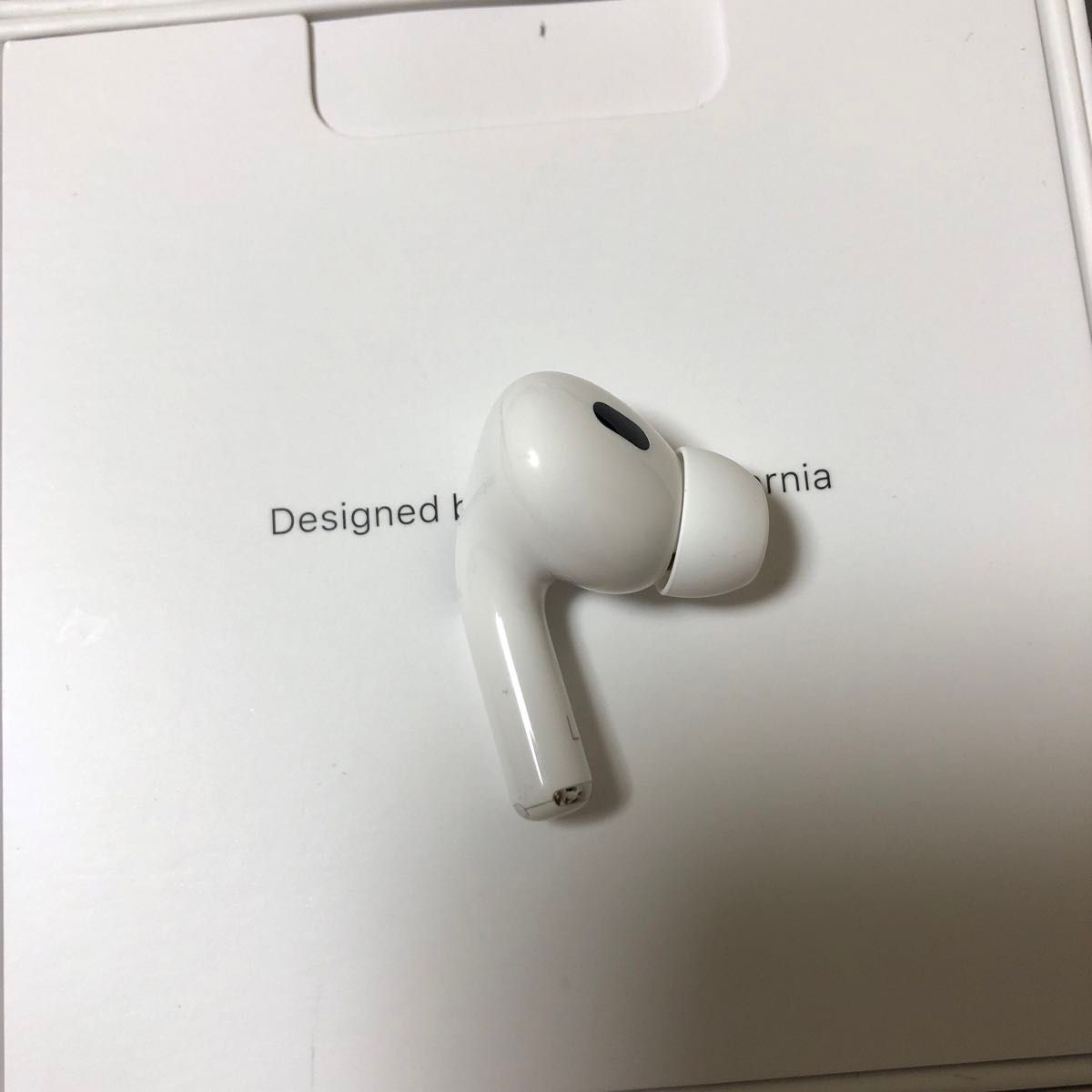 Apple AirPods Pro 第2世代 lightning 左耳 左 左側 左イヤホン Apple AirPods Pro 第2世代 lightning 左耳 左 左側 左イヤホン