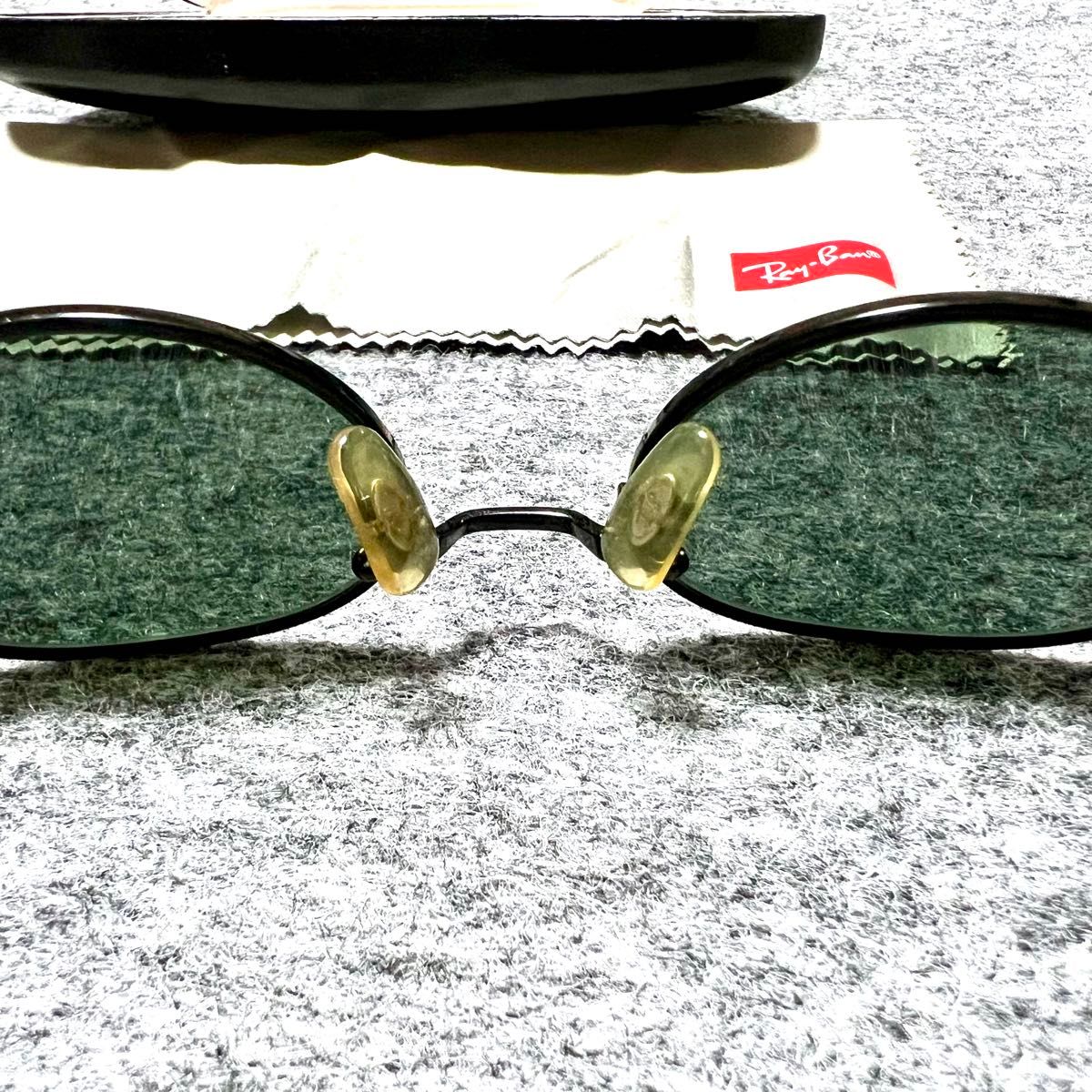 Ray-Ban オーバル型サングラス グリーンレンズ ITALY製|Yahoo Ray-Ban オーバル型サングラス グリーンレンズ ITALY製|Yahoo