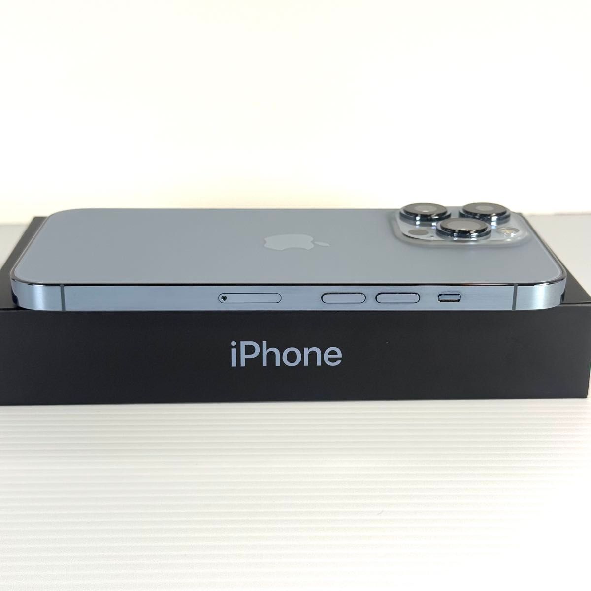 極美品 iPhone13 Pro 512GB 純正バッテリー100% SIMフリー 新品 極美品 iPhone13 Pro 512GB 純正バッテリー100% SIMフリー 新品