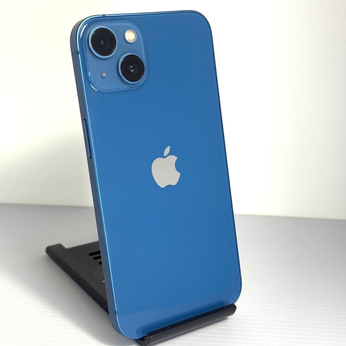 美品 iPhone13 256GB ブルー 純正バッテリー100% SIMフリー 新品 美品 iPhone13 256GB ブルー 純正バッテリー100% SIMフリー 新品