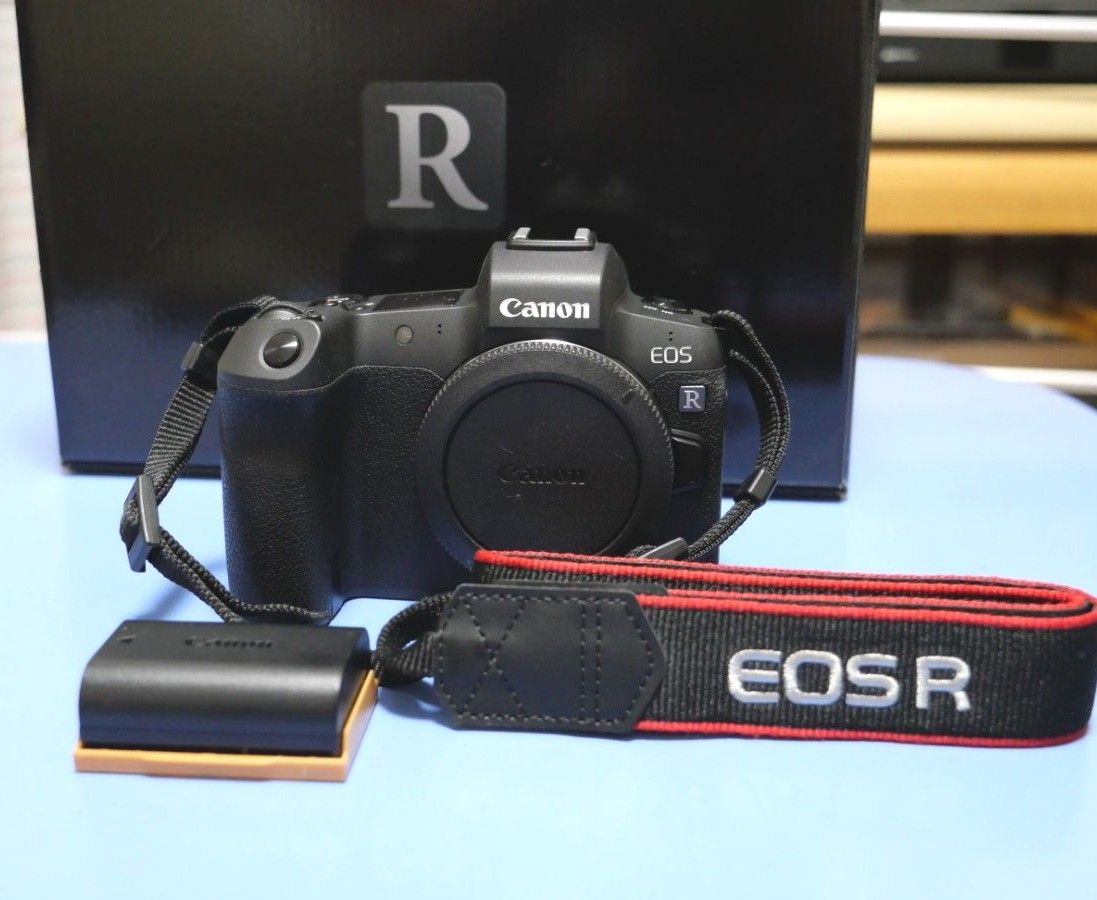 美品】CANON EOS R ボディ 約1500ショット|Yahoo!フリマ(旧 美品】CANON EOS R ボディ 約1500ショット|Yahoo!フリマ(旧