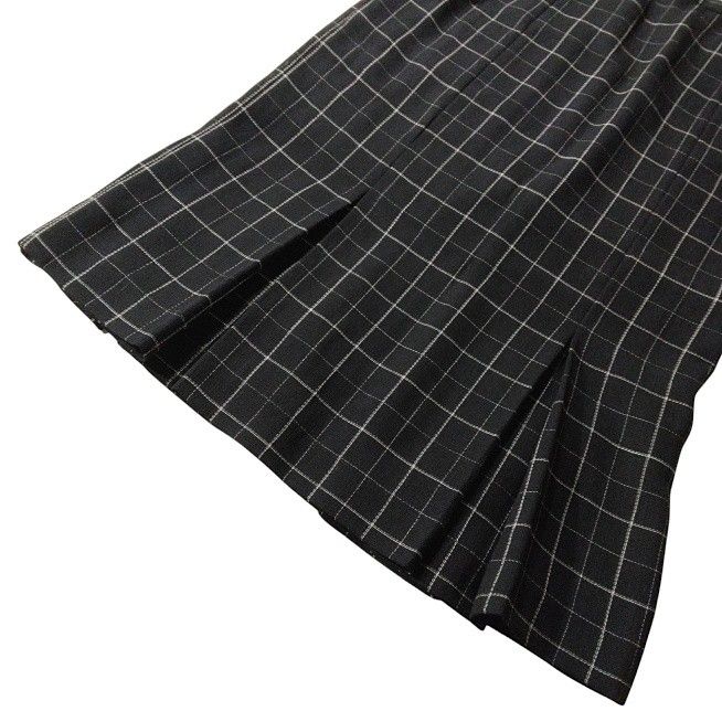 Aquascutum アクアスキュータム シアー スカートスーツ Aquascutum アクアスキュータム シアー スカートスーツ