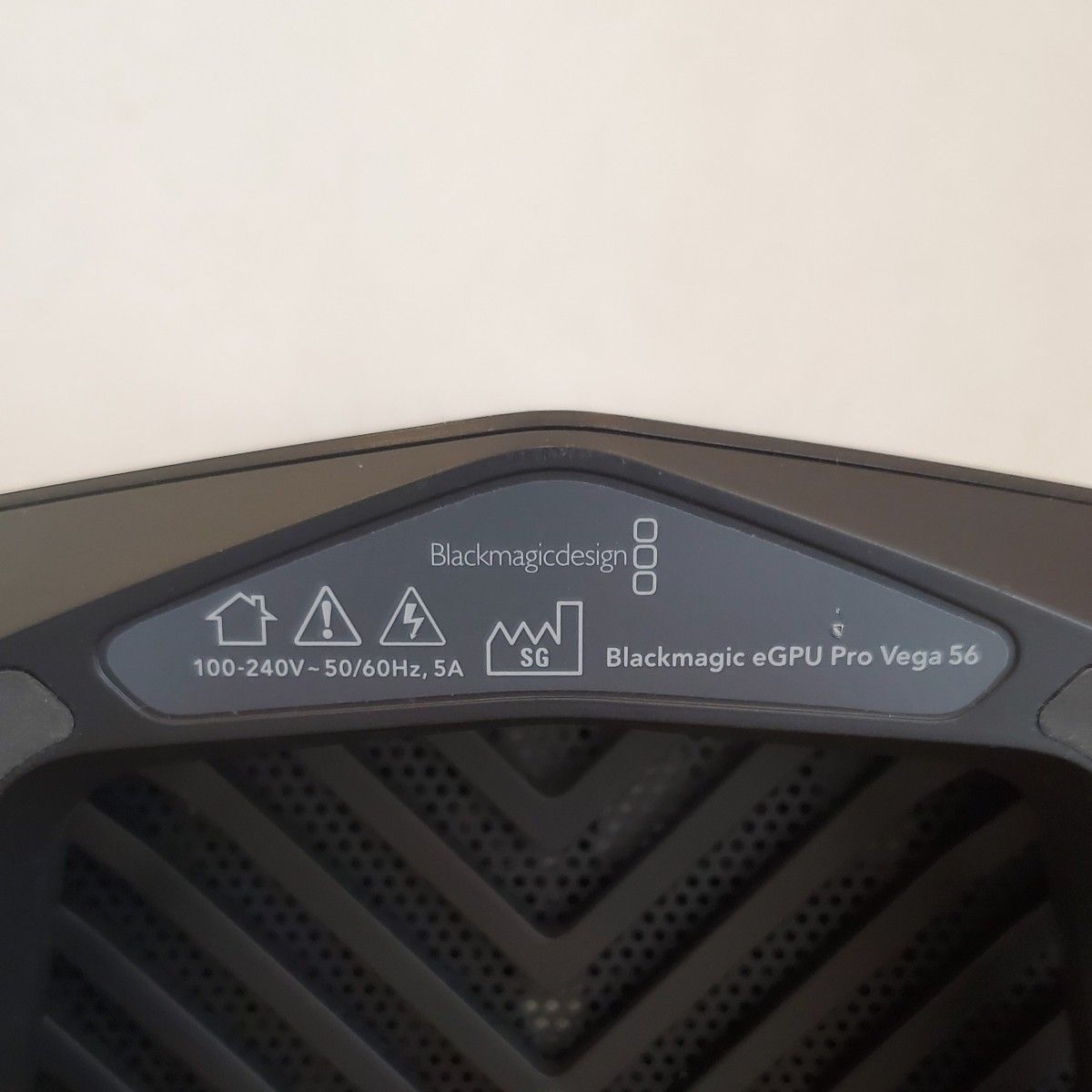 Blackmagic eGPU Pro - Radeon RX Vega 56|Yahoo!フリマ(旧 Blackmagic eGPU Pro - Radeon RX Vega 56|Yahoo!フリマ(旧