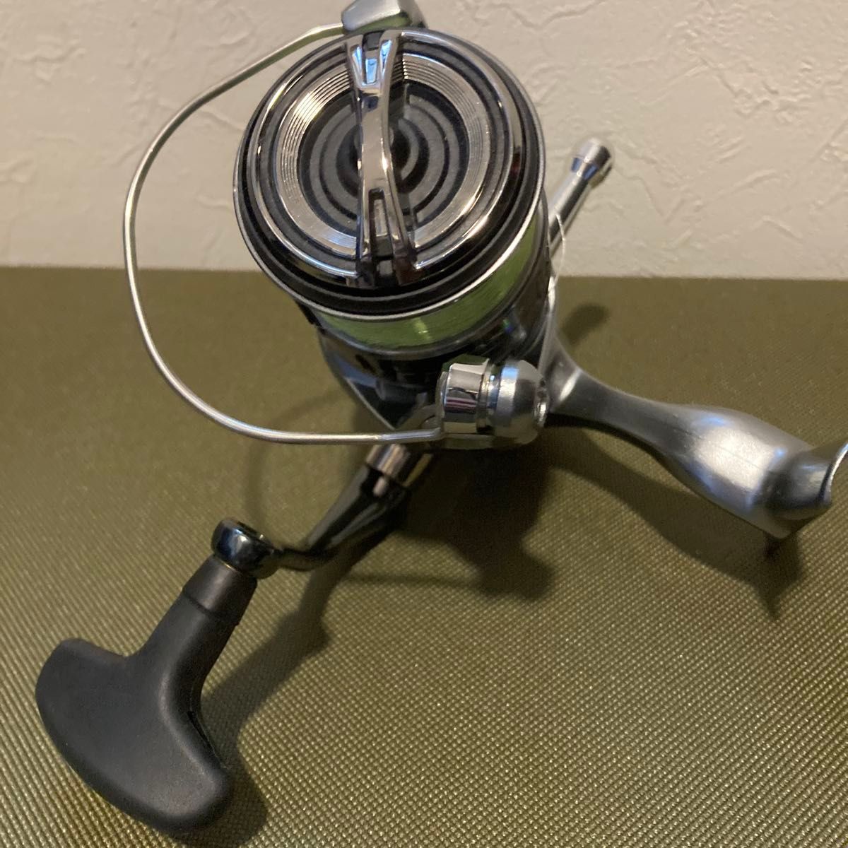 綺麗 シマノ 21 ナスキー C3000HG ゴメクサス リールスタンド 綺麗 シマノ 21 ナスキー C3000HG ゴメクサス リールスタンド