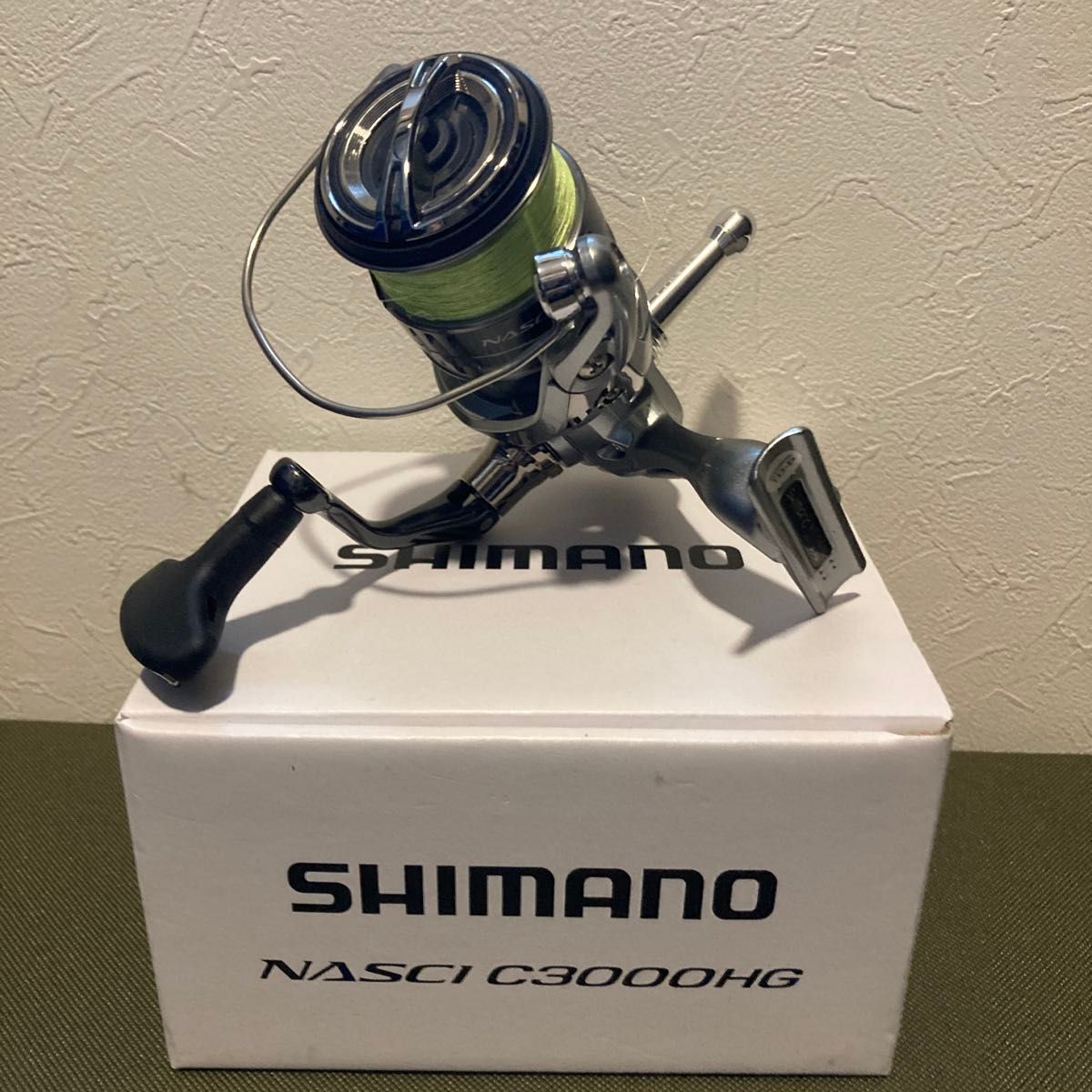 綺麗 シマノ 21 ナスキー C3000HG ゴメクサス リールスタンド 綺麗 シマノ 21 ナスキー C3000HG ゴメクサス リールスタンド