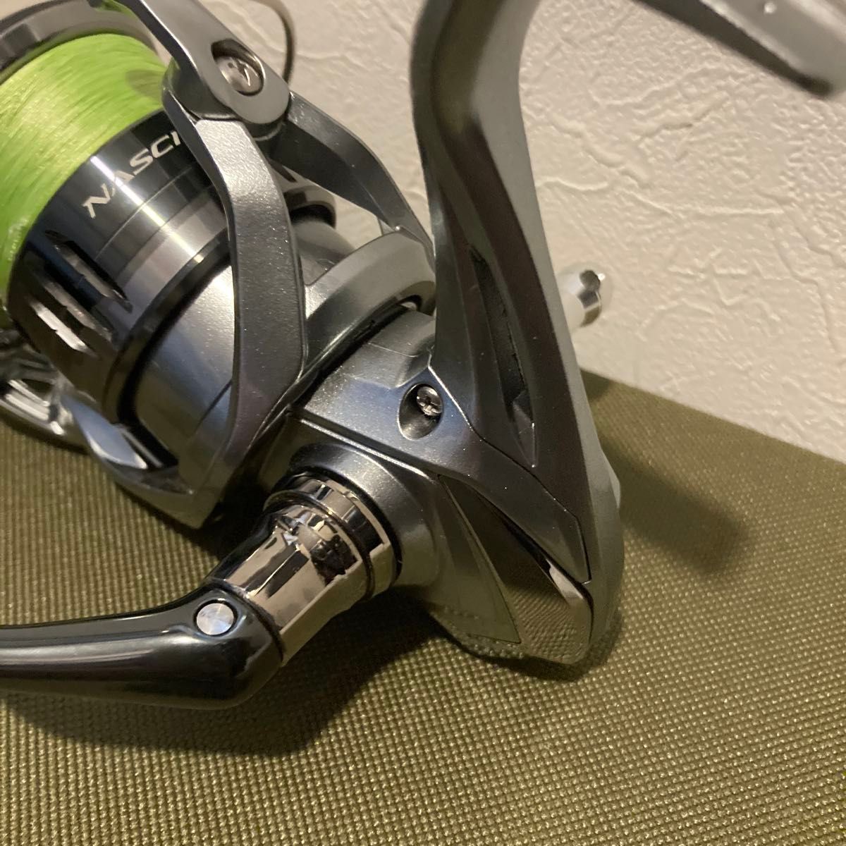 綺麗 シマノ 21 ナスキー C3000HG ゴメクサス リールスタンド 綺麗 シマノ 21 ナスキー C3000HG ゴメクサス リールスタンド