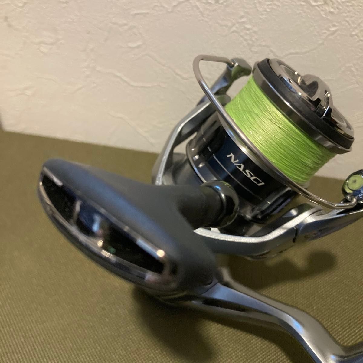 綺麗 シマノ 21 ナスキー C3000HG ゴメクサス リールスタンド 綺麗 シマノ 21 ナスキー C3000HG ゴメクサス リールスタンド