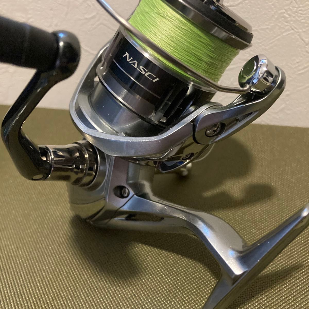 綺麗 シマノ 21 ナスキー C3000HG ゴメクサス リールスタンド 綺麗 シマノ 21 ナスキー C3000HG ゴメクサス リールスタンド