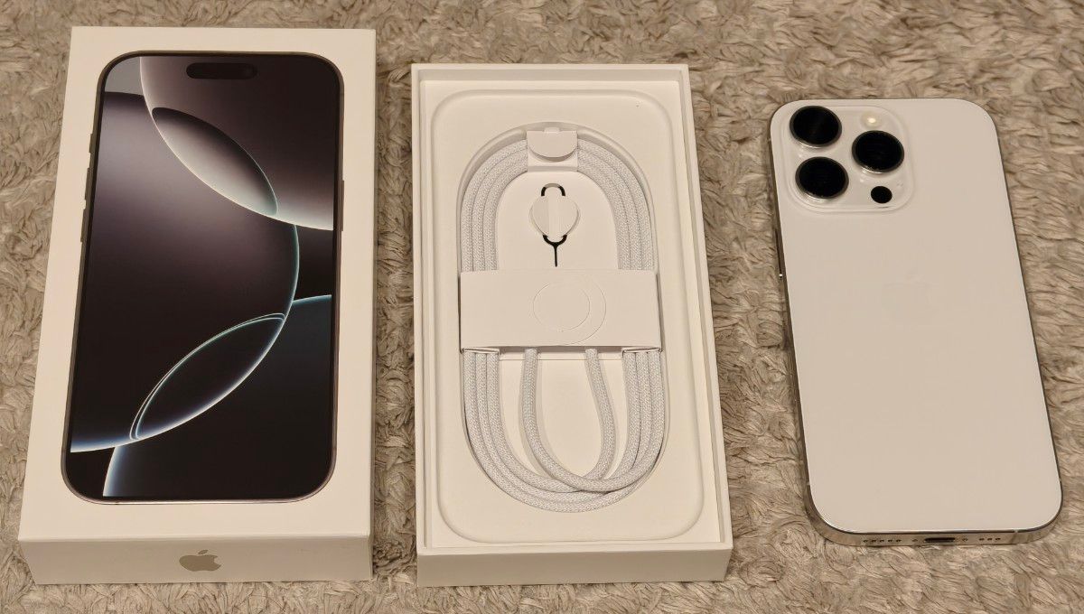iPhone 16 Pro 256GB ホワイトチタニウム apple care+盗難・紛失 iPhone 16 Pro 256GB ホワイトチタニウム apple care+盗難・紛失