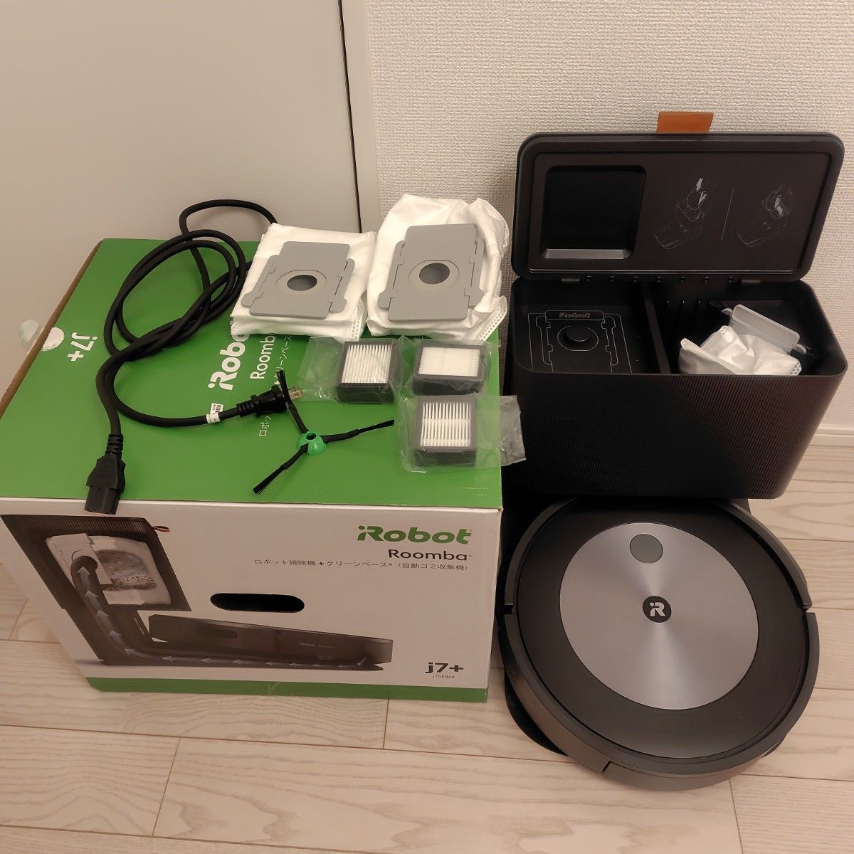 iRobot Roomba ルンバ j7+ 本体 + 付属品 フィルター等|Yahoo iRobot Roomba ルンバ j7+ 本体 + 付属品 フィルター等|Yahoo