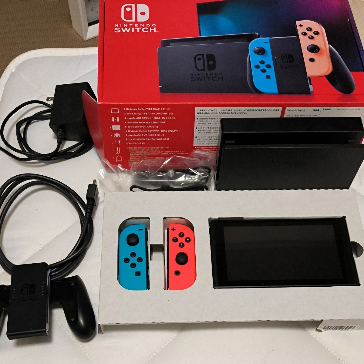 Nintendo Switch Joy-Con (L)ネオンブルー/(R)ネオンレッド Nintendo Switch Joy-Con (L)ネオンブルー/(R)ネオンレッド