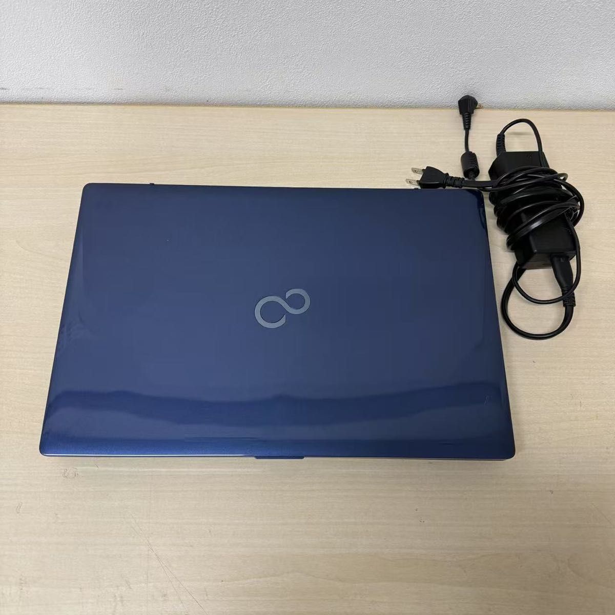 LIFEBOOK AH58/B3 FMVA58B3LN Core i7 8550U 1 80GHz 8GB LIFEBOOK AH58/B3 FMVA58B3LN Core i7 8550U 1 80GHz 8GB