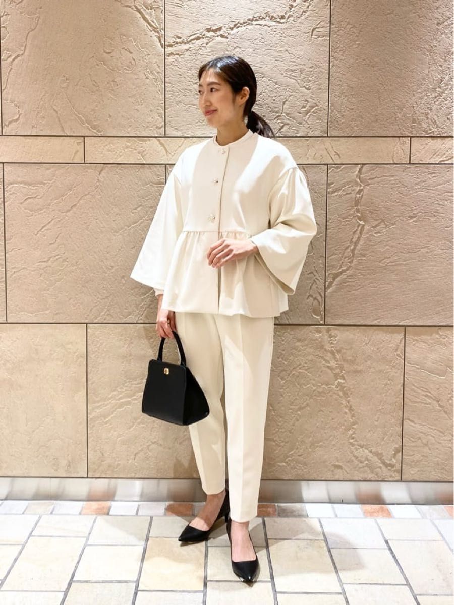 極美品 大人気 ユナイテッドアローズ SPONGY パールモチーフ 極美品 大人気 ユナイテッドアローズ SPONGY パールモチーフ