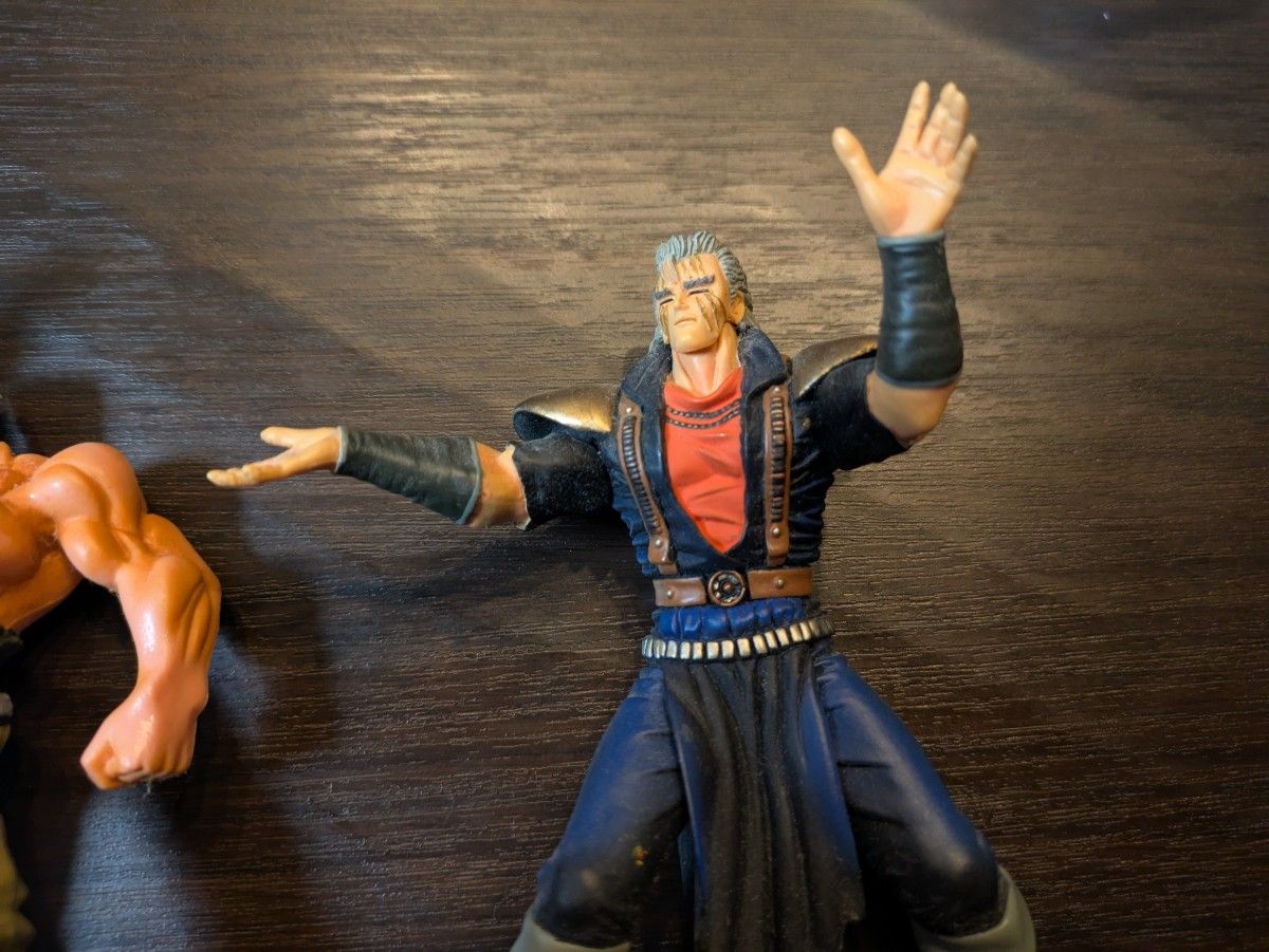 北斗の拳 ラオウ シュウ 2個セット|Yahoo!フリマ(旧PayPayフリマ) 北斗の拳 ラオウ シュウ 2個セット|Yahoo!フリマ(旧PayPayフリマ)