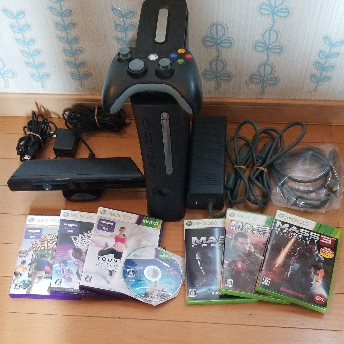 XBOX360 120G キネクトセンサーセット (キネクトソフト4本 XBOX360 120G キネクトセンサーセット (キネクトソフト4本