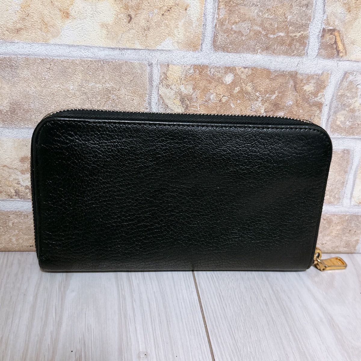 美品》miumiu(ミュウミュウ)長財布|Yahoo!フリマ(旧PayPayフリマ) 美品》miumiu(ミュウミュウ)長財布|Yahoo!フリマ(旧PayPayフリマ)
