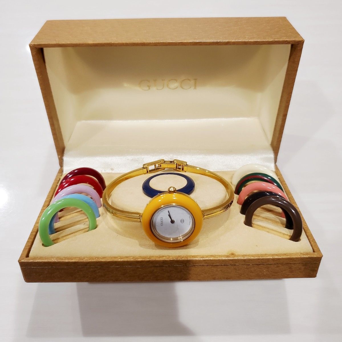 GUCCI グッチ 腕時計 チェンジベゼル 12色|Yahoo!フリマ(旧 GUCCI グッチ 腕時計 チェンジベゼル 12色|Yahoo!フリマ(旧