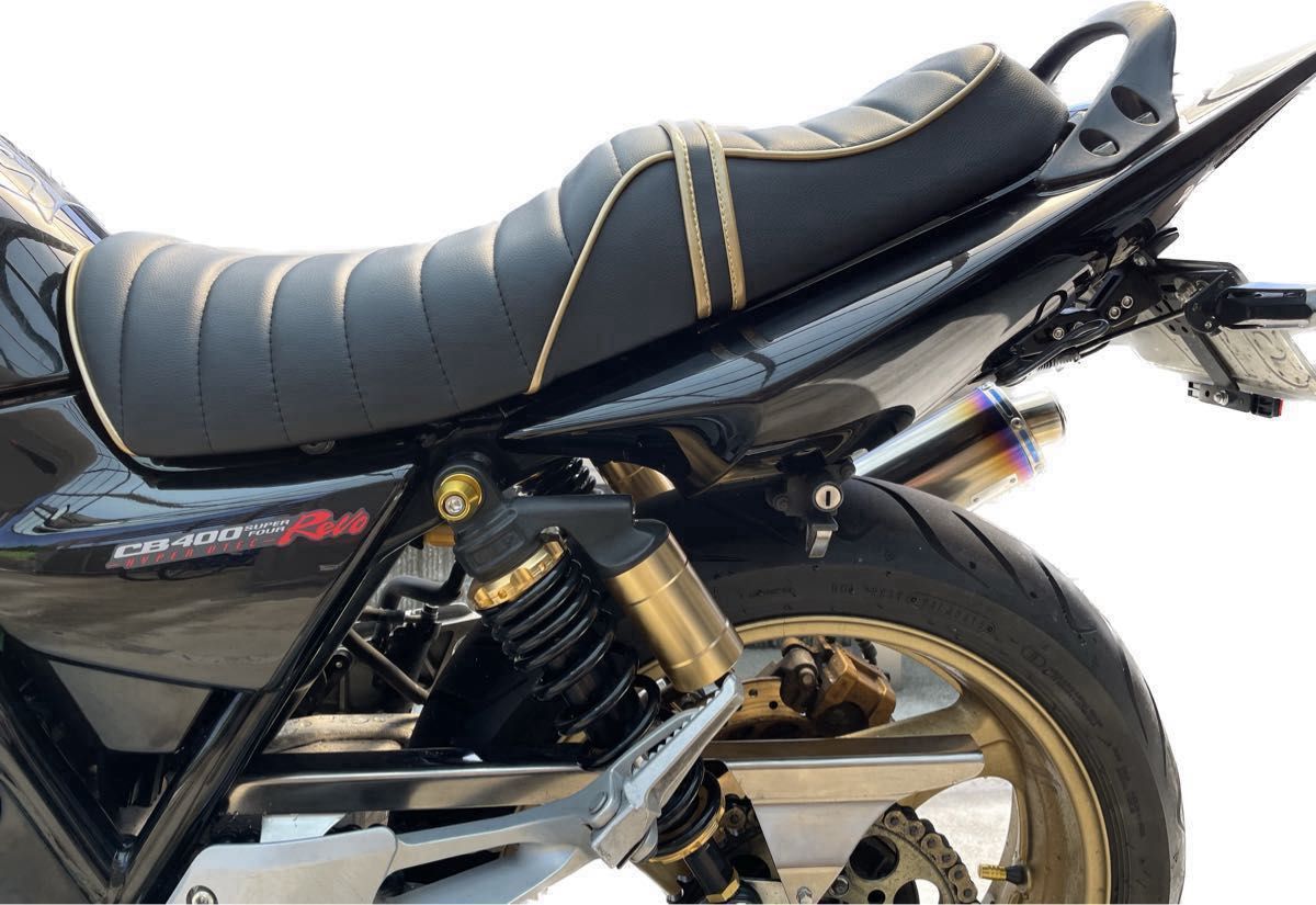 台数限定 金パイピング&金タックロールシート ホンダ CB400SFSB 台数限定 金パイピング&金タックロールシート ホンダ CB400SFSB