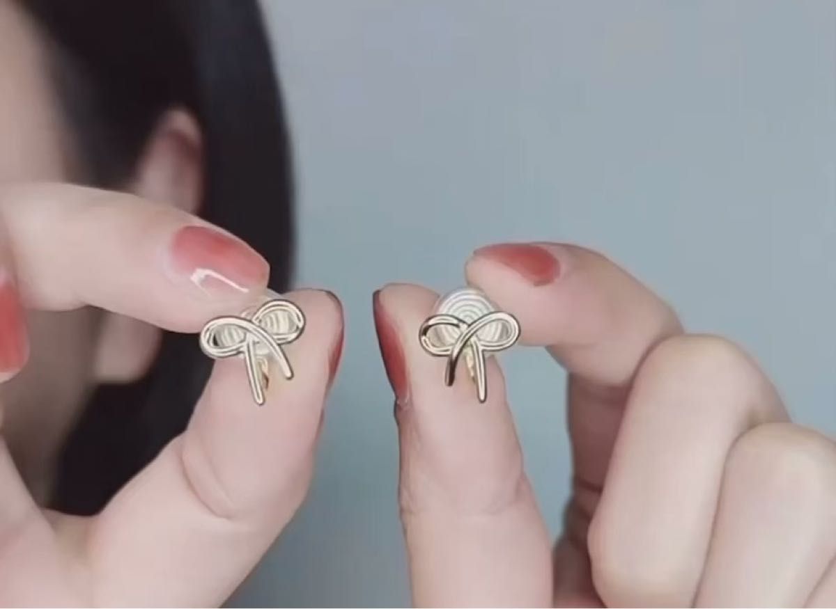 N003高級感 小ぶり リボン シンプル 痛くない ゴールド イヤリング 結婚式 上品 ブランド 通勤日常 おしゃれ 韓国 可愛い