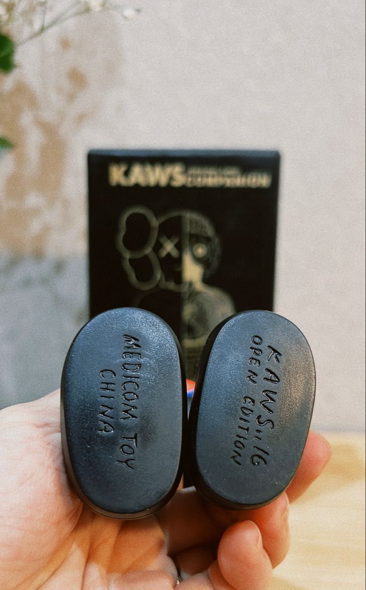 Kaws Ornaments Original Fakeフィギュア 4 本セット|Yahoo Kaws Ornaments Original Fakeフィギュア 4 本セット|Yahoo