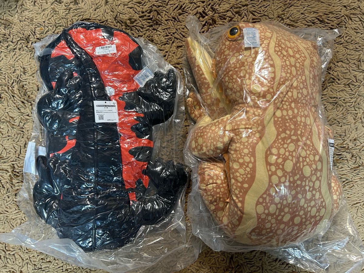 新品未開封 超SUPERBIGぬいぐるみ イモリ&トカゲ フトアゴヒゲ 新品未開封 超SUPERBIGぬいぐるみ イモリ&トカゲ フトアゴヒゲ