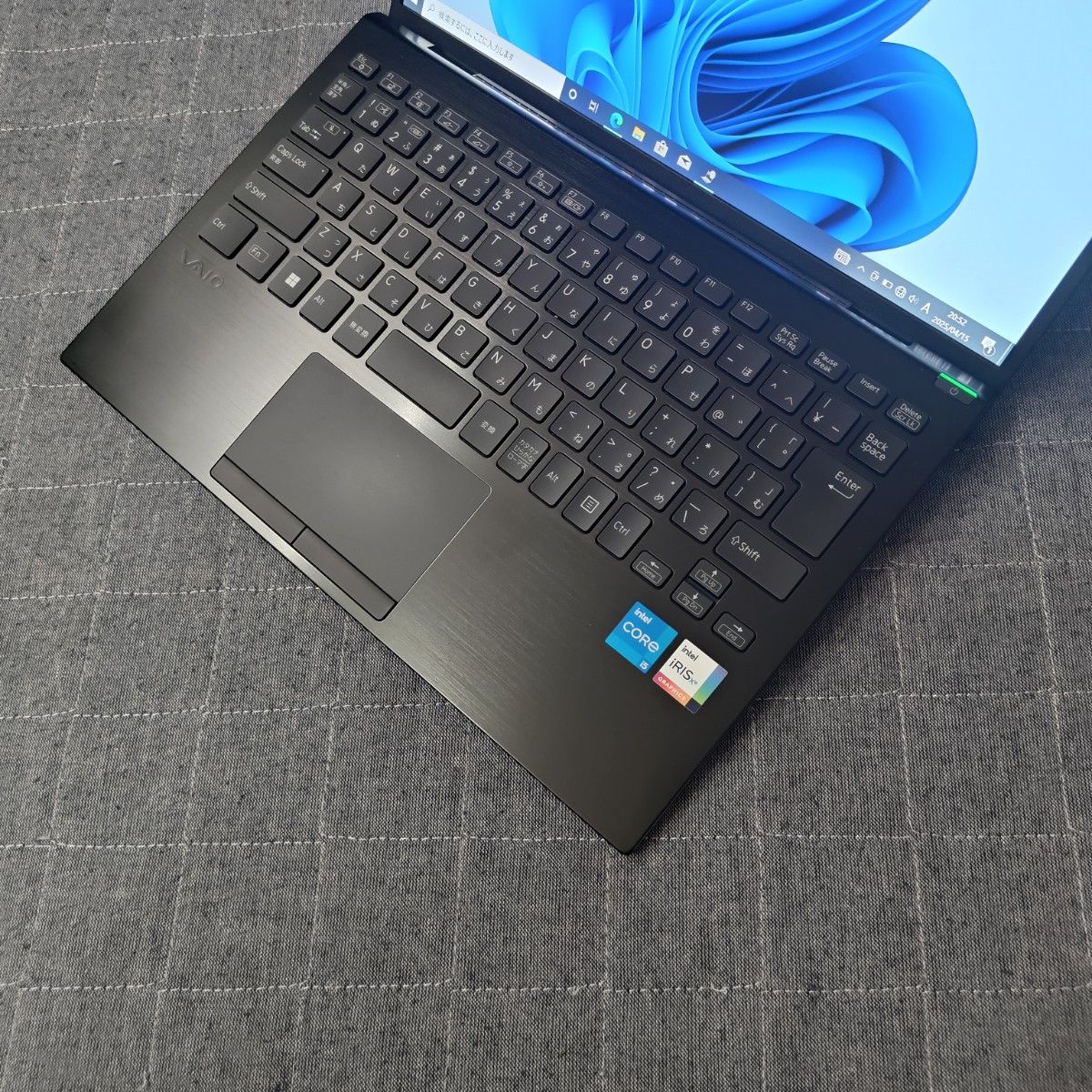 良好 日本製 高級感 VAIO 軽量 驚速12世代i5 16GB 新品1TB 9 良好 日本製 高級感 VAIO 軽量 驚速12世代i5 16GB 新品1TB 9