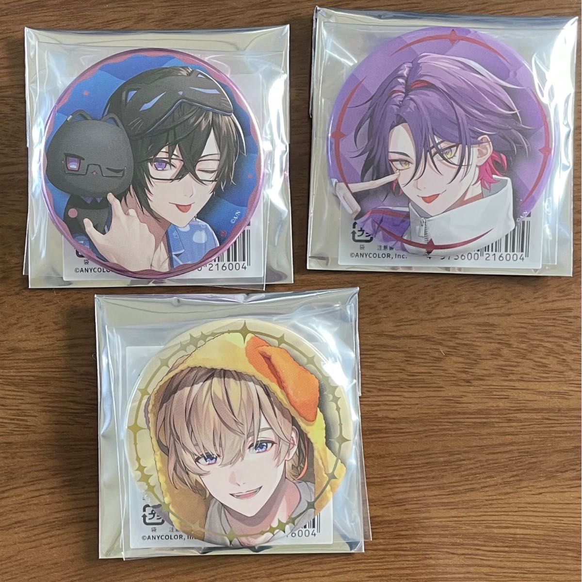 VOLTACTION ヴォルタクション Pajama Party 箔押し缶バッジ VOLTACTION ヴォルタクション Pajama Party 箔押し缶バッジ