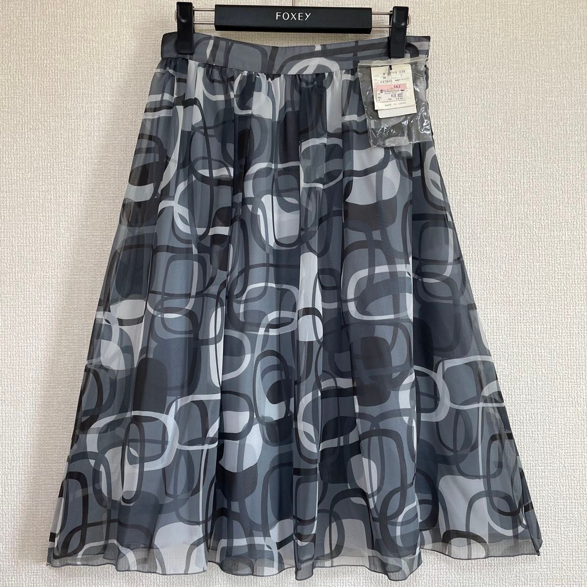 新品 ヨシエイナバ レキップ スカート 38 日本製 春夏 高島屋 新品 ヨシエイナバ レキップ スカート 38 日本製 春夏 高島屋