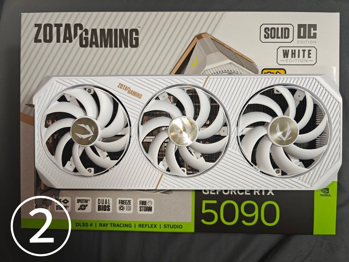 開封済み美品】 ZOTAC Gaming GeForce RTX 5090 SOLID OC White 開封済み美品】 ZOTAC Gaming GeForce RTX 5090 SOLID OC White