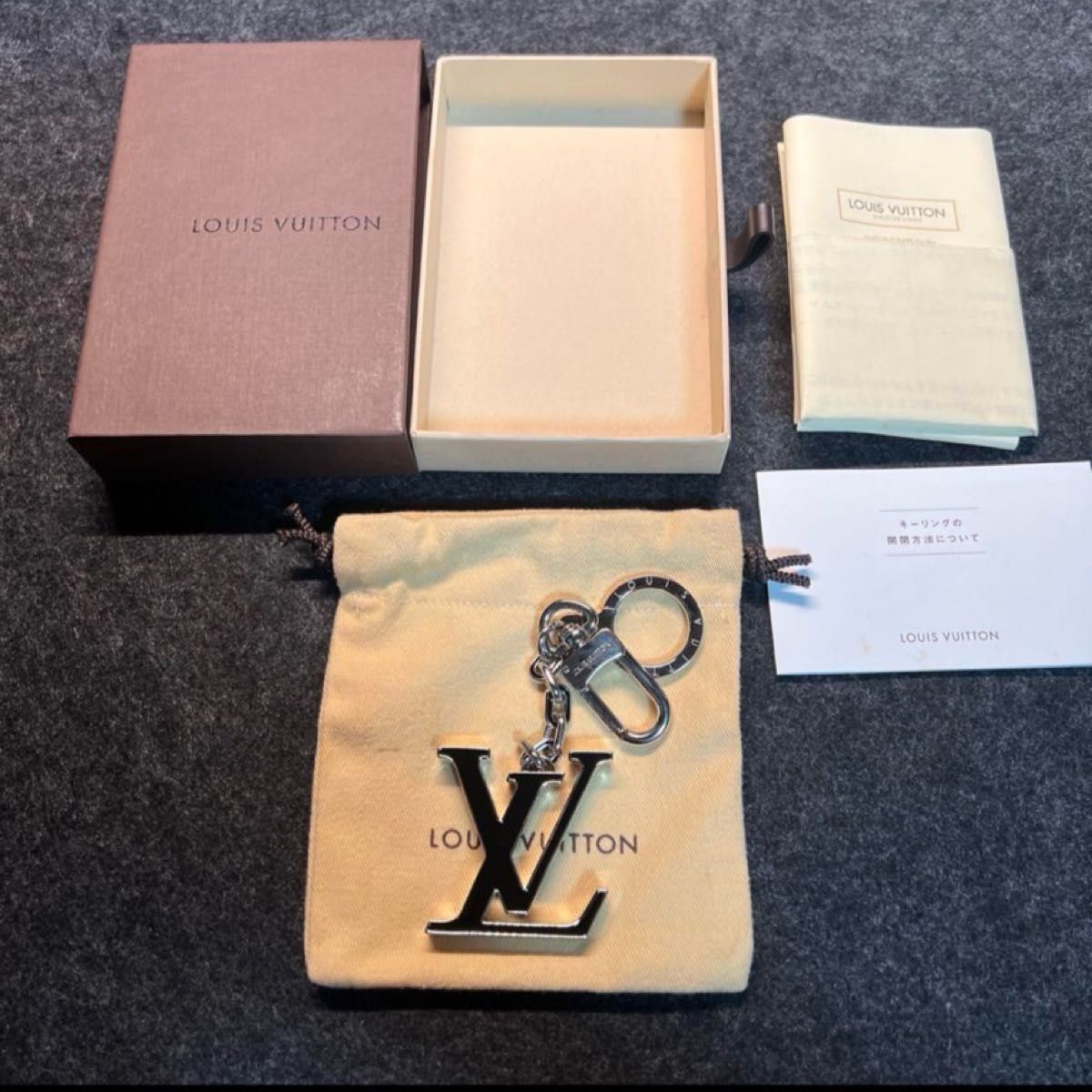 ルイヴィトン ロゴ キーホルダー LOUIS VUITTON|Yahoo!フリマ ルイヴィトン ロゴ キーホルダー LOUIS VUITTON|Yahoo!フリマ