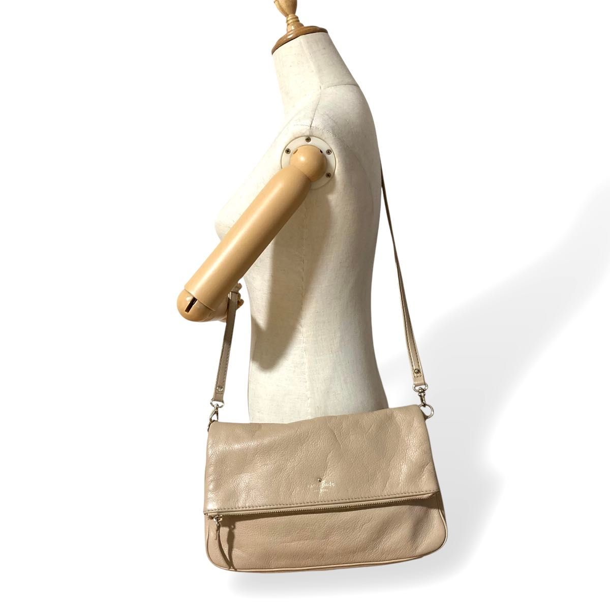 katespade NEWYORK ケイトスペード ショルダーバッグ 斜め掛け katespade NEWYORK ケイトスペード ショルダーバッグ 斜め掛け