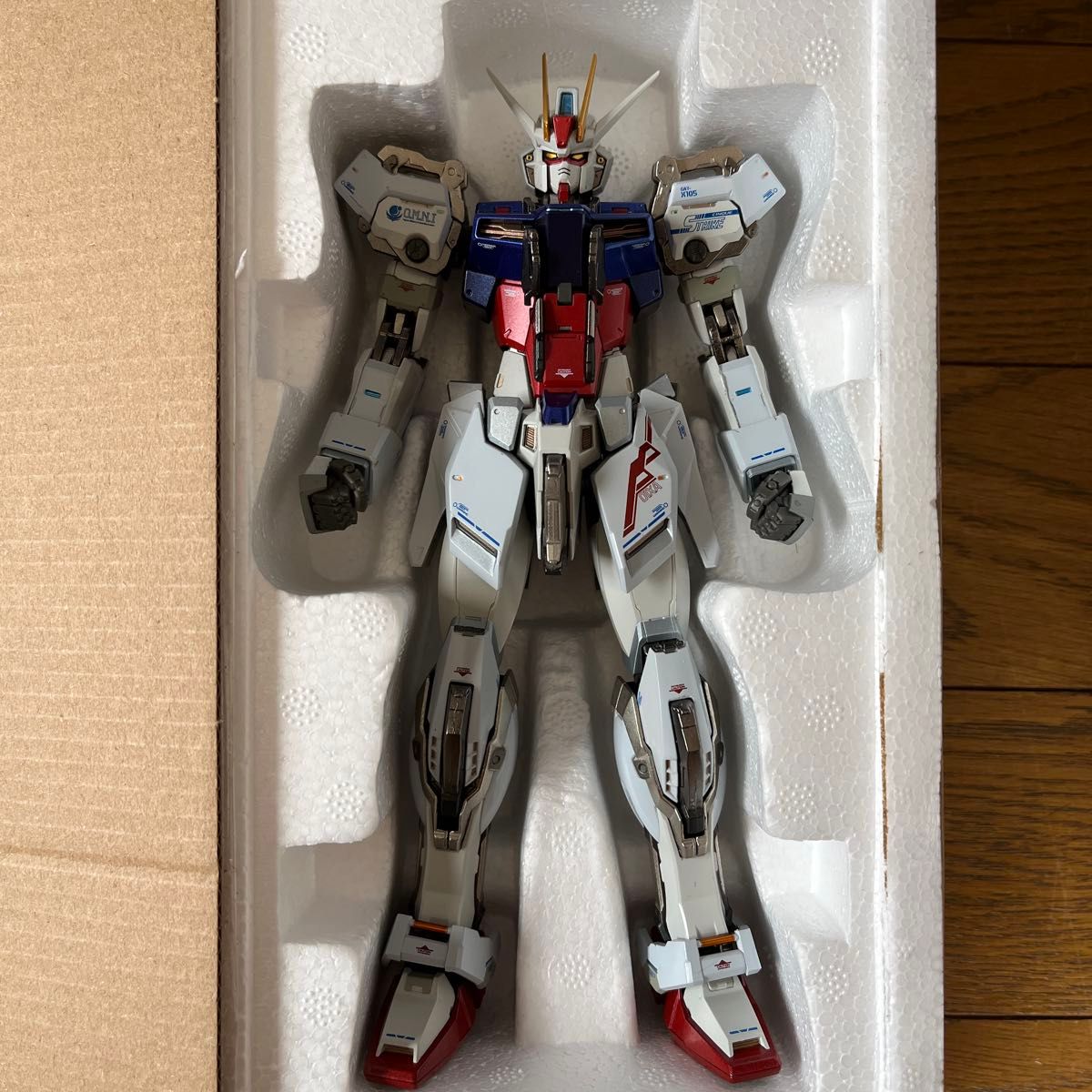 メタルビルドストライクガンダム -メタルビルド10th Ver - + メタルビルドストライクガンダム -メタルビルド10th Ver - +