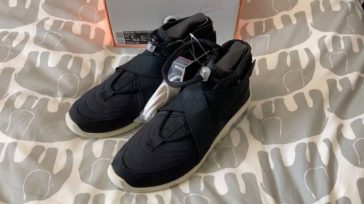 新品激レア NIKE AIR FEAR OF GOD 1 ブラック 27.0cm ナイキ スニーカー フィアオブゴッド